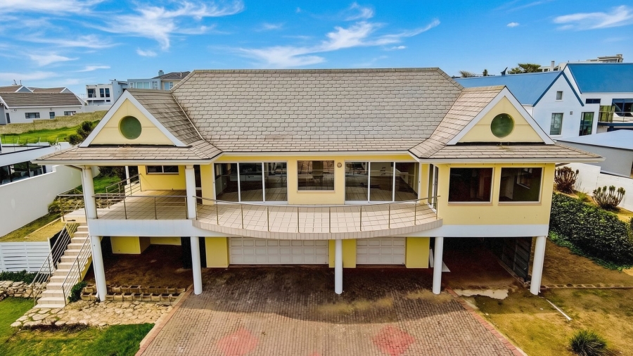 5 Bedroom Property for Sale in Myburgh Park Western Cape